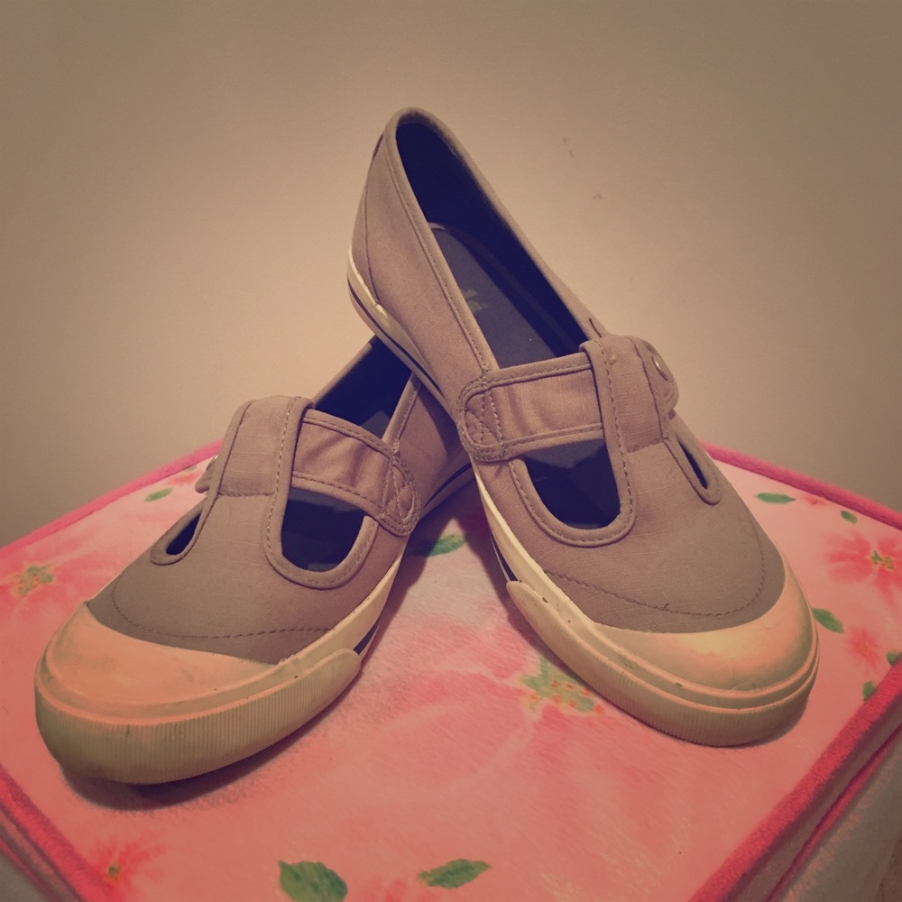 Gray Women’s Keds Size 7